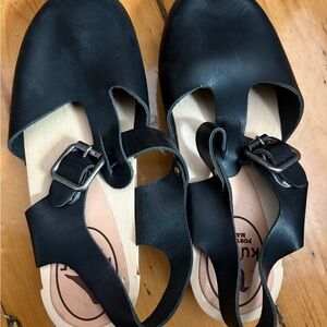 KURU Women's Black Leather Clogs with Buckles